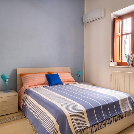 La Casa Di Sara A Mondello Lägenhet Exteriör bild
